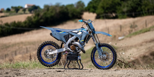 TM 125 Edition Corse 2026: the “factory” version with electric starter